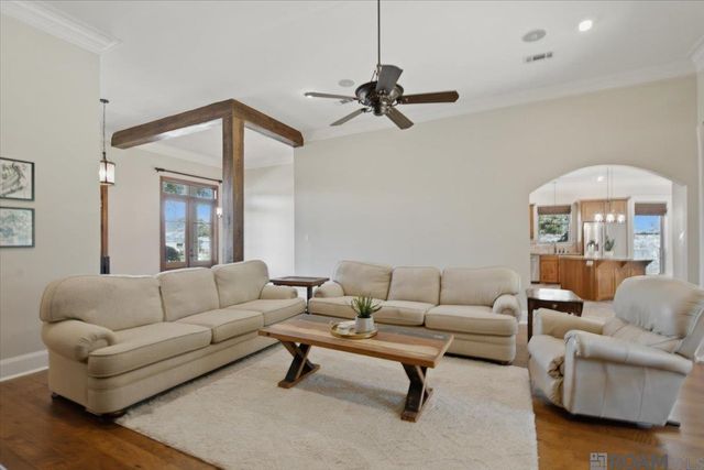 6962 Micahs Way, Greenwell Springs, LA 70739