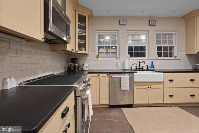 3930 OYSTER HOUSE RD, Broomes Island, MD 20615