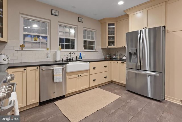 3930 OYSTER HOUSE RD, Broomes Island, MD 20615