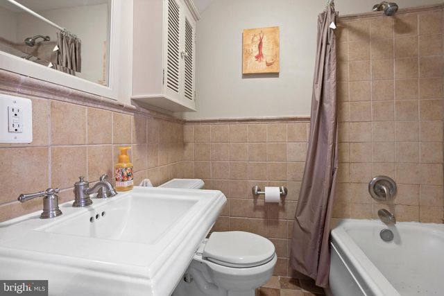 3930 OYSTER HOUSE RD, Broomes Island, MD 20615