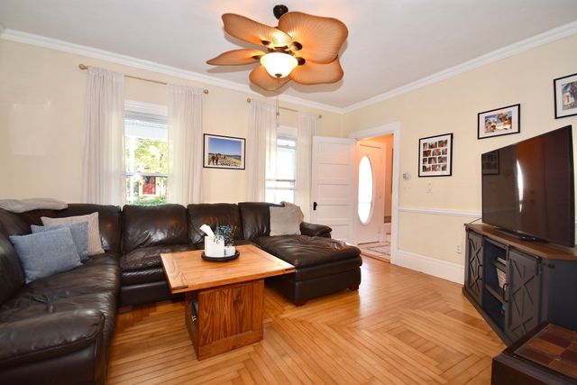174 Center Avenue, Middleboro, MA 02346