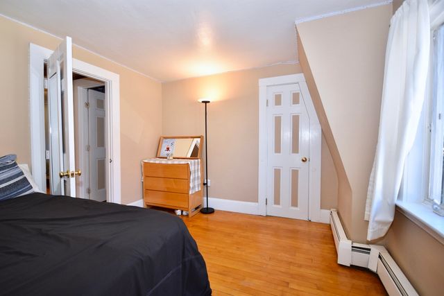 174 Center Avenue, Middleboro, MA 02346