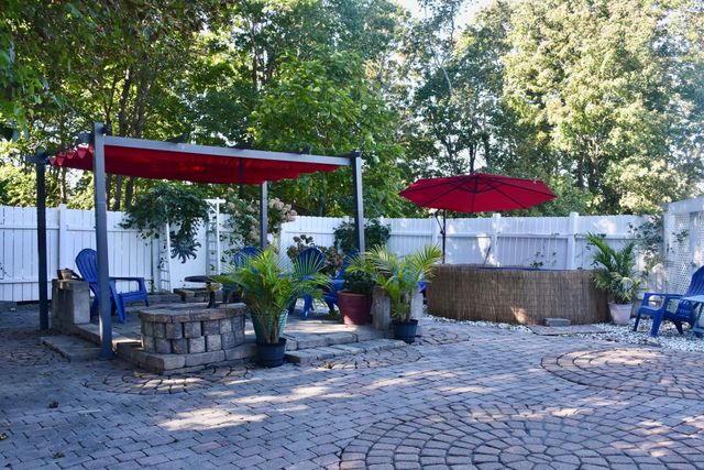 174 Center Avenue, Middleboro, MA 02346