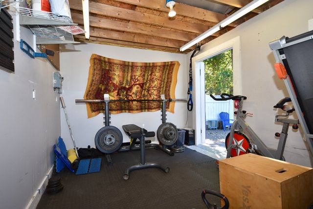 174 Center Avenue, Middleboro, MA 02346