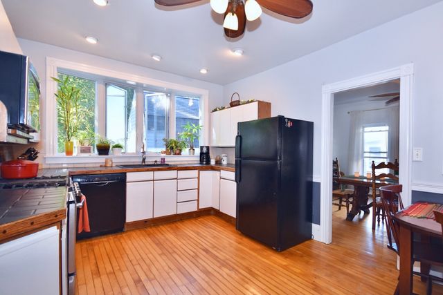 174 Center Avenue, Middleboro, MA 02346