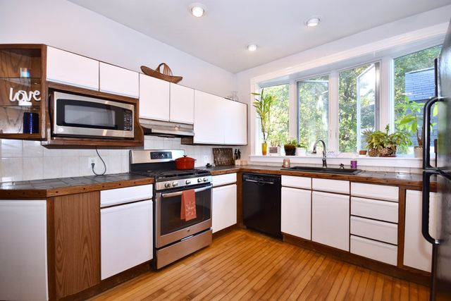174 Center Avenue, Middleboro, MA 02346