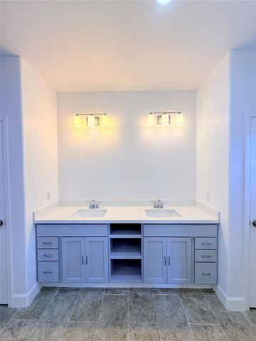 2750 County Road 3540, Cleveland, TX 77327