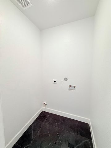 2750 County Road 3540, Cleveland, TX 77327