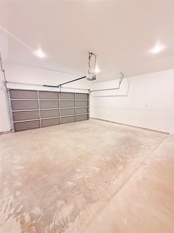 2750 County Road 3540, Cleveland, TX 77327