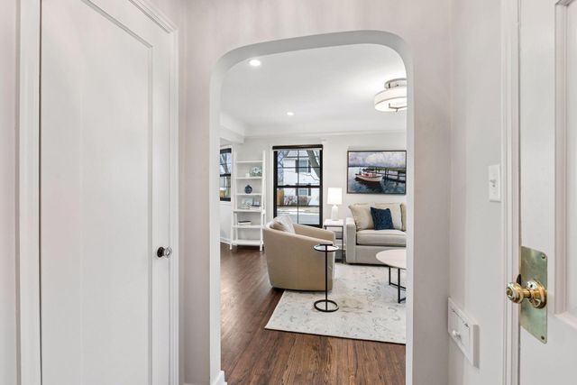 7100 Minnetonka Boulevard, Saint Louis Park, MN 55426