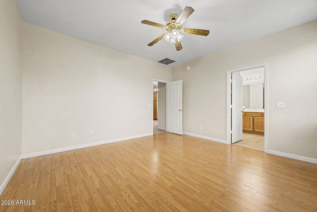 3060 E RAVENSWOOD Drive, Gilbert, AZ 85298