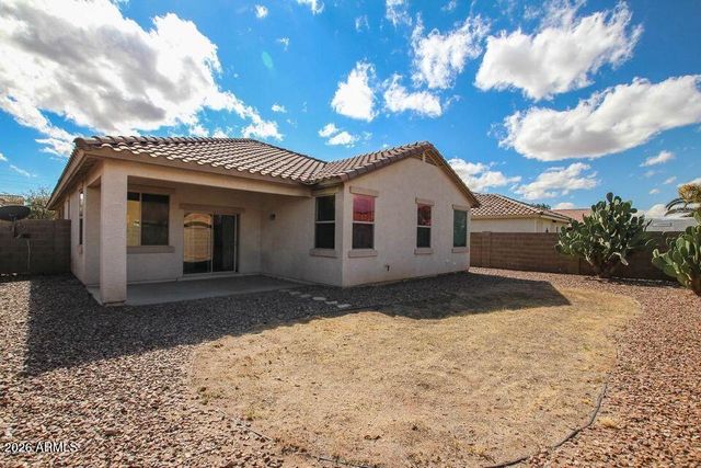 3060 E RAVENSWOOD Drive, Gilbert, AZ 85298