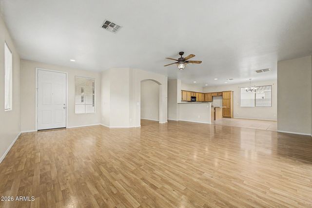 3060 E RAVENSWOOD Drive, Gilbert, AZ 85298