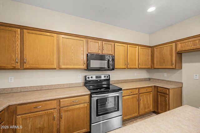 3060 E RAVENSWOOD Drive, Gilbert, AZ 85298