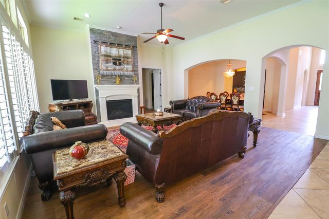 2406 Barclay Lake Ln Lane, Spring, TX 77388