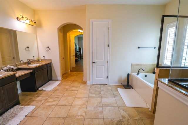 2406 Barclay Lake Ln Lane, Spring, TX 77388