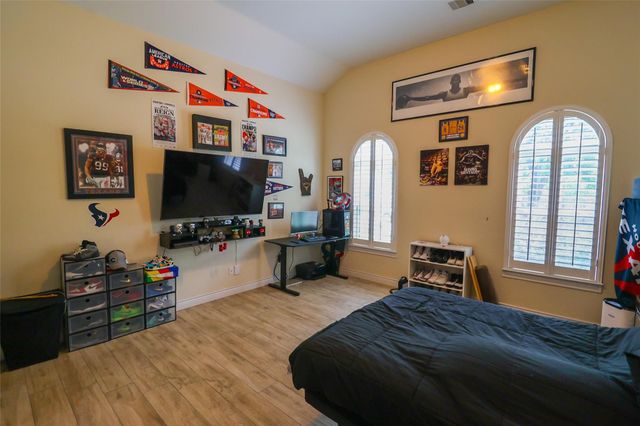 2406 Barclay Lake Ln Lane, Spring, TX 77388