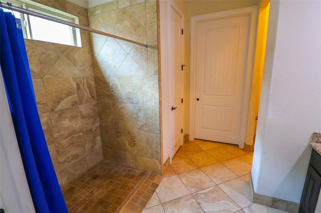 2406 Barclay Lake Ln Lane, Spring, TX 77388