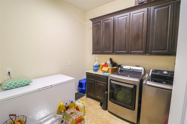2406 Barclay Lake Ln Lane, Spring, TX 77388