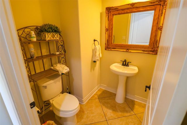 2406 Barclay Lake Ln Lane, Spring, TX 77388