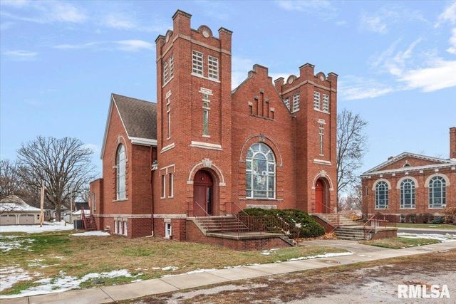 111 S CHURCH Street, Virden, IL 62690