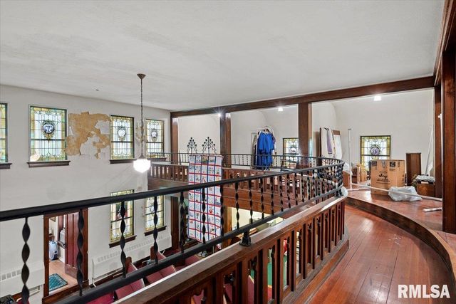 111 S CHURCH Street, Virden, IL 62690