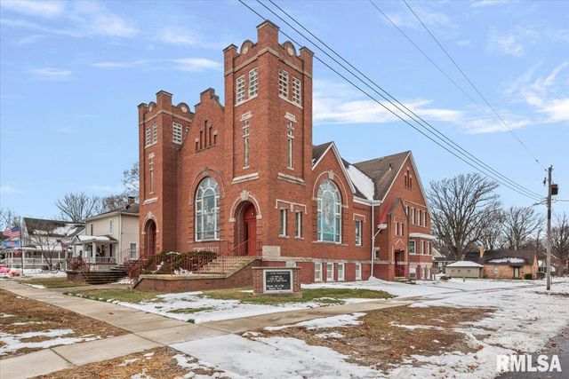 111 S CHURCH Street, Virden, IL 62690