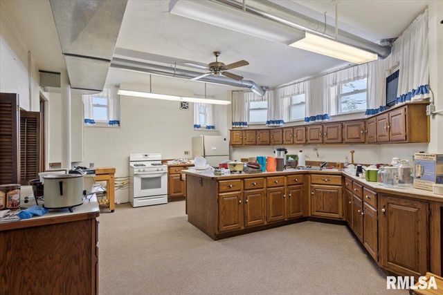 111 S CHURCH Street, Virden, IL 62690