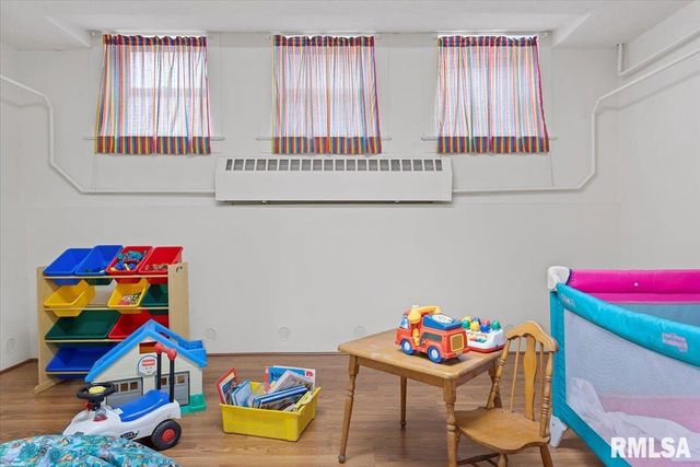 111 S CHURCH Street, Virden, IL 62690