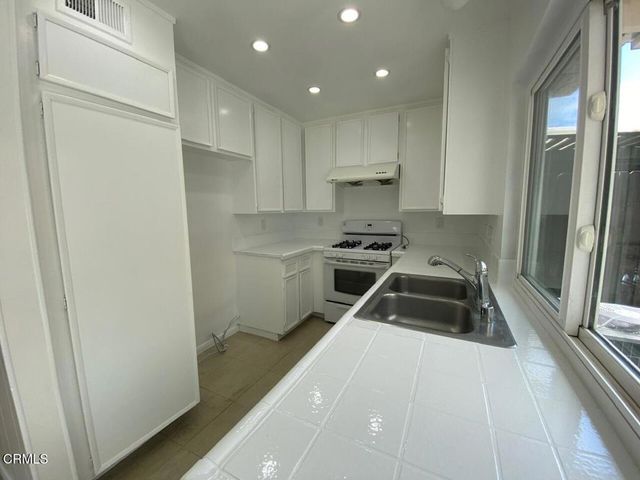 841 Hartford Lane, La Habra, CA 90631