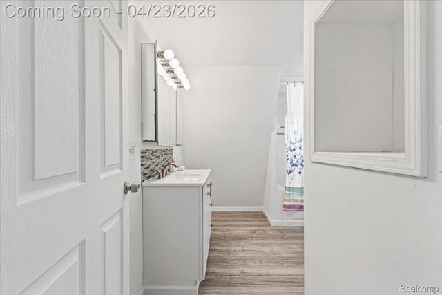 47339 Jefferson Avenue, Chesterfield Township, MI 48047