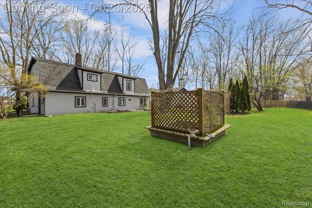 47339 Jefferson Avenue, Chesterfield Township, MI 48047