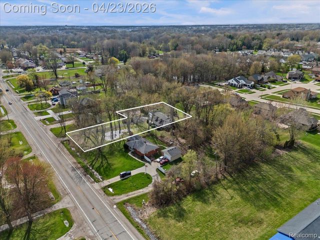47339 Jefferson Avenue, Chesterfield Township, MI 48047