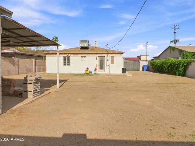 2708 N DAYTON Street, Phoenix, AZ 85006