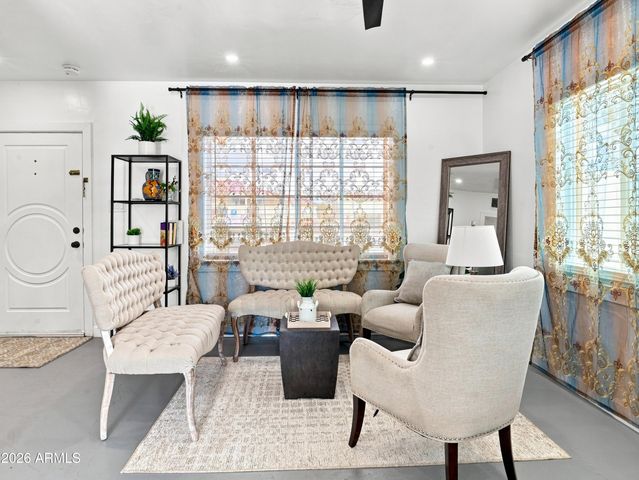 2708 N DAYTON Street, Phoenix, AZ 85006