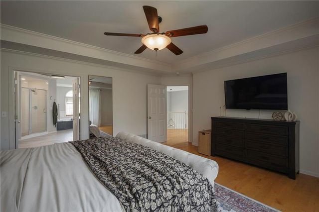 1012 NE Serenity Lane, Lee's Summit, MO 64064