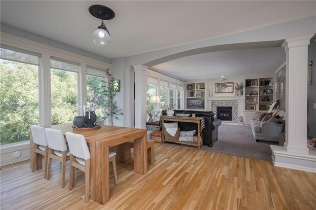 1012 NE Serenity Lane, Lee's Summit, MO 64064