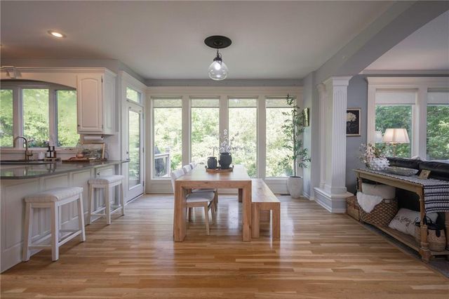 1012 NE Serenity Lane, Lee's Summit, MO 64064