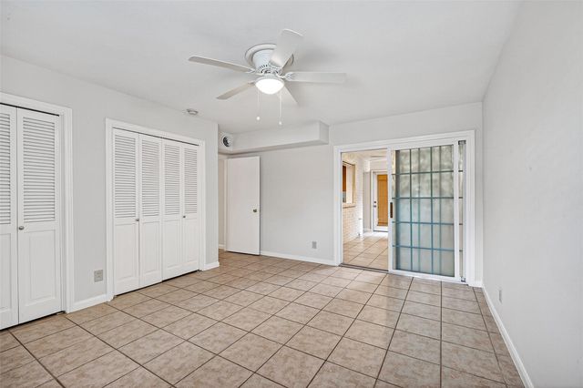 6315 Crab Orchard Rd 9, Houston, TX 77057