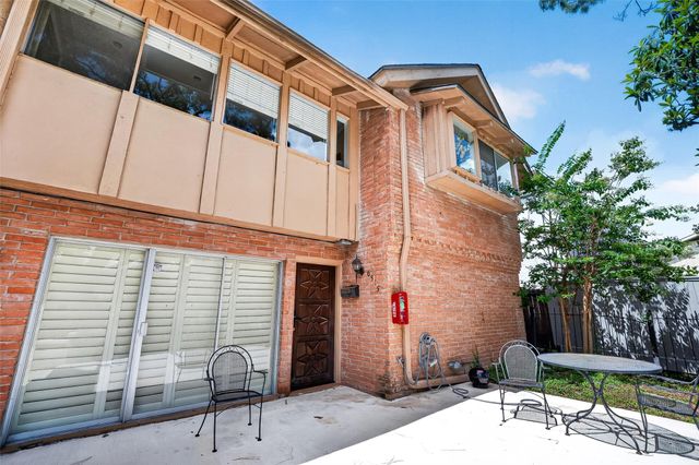 6315 Crab Orchard Rd 9, Houston, TX 77057
