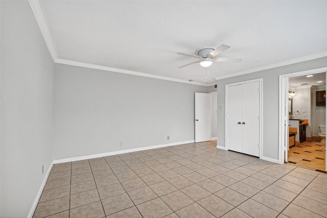 6315 Crab Orchard Rd 9, Houston, TX 77057