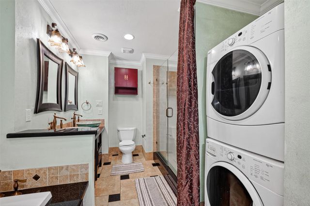 6315 Crab Orchard Rd 9, Houston, TX 77057