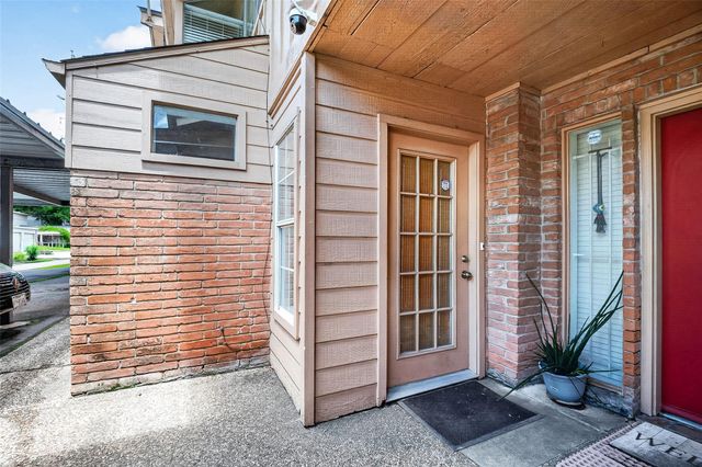 6315 Crab Orchard Rd 9, Houston, TX 77057