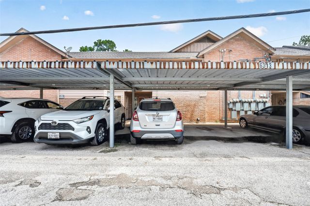 6315 Crab Orchard Rd 9, Houston, TX 77057