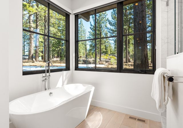 7750 Lahontan Drive, Truckee, CA 96161