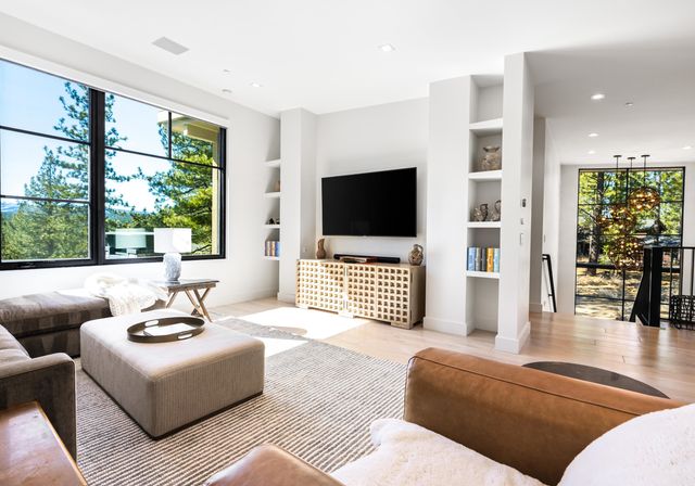 7750 Lahontan Drive, Truckee, CA 96161