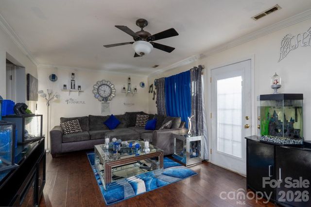 8042 Regent Park Lane, Charlotte, NC 28210