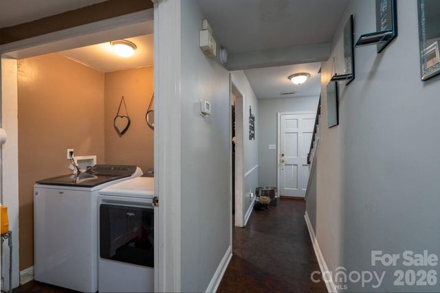 8042 Regent Park Lane, Charlotte, NC 28210