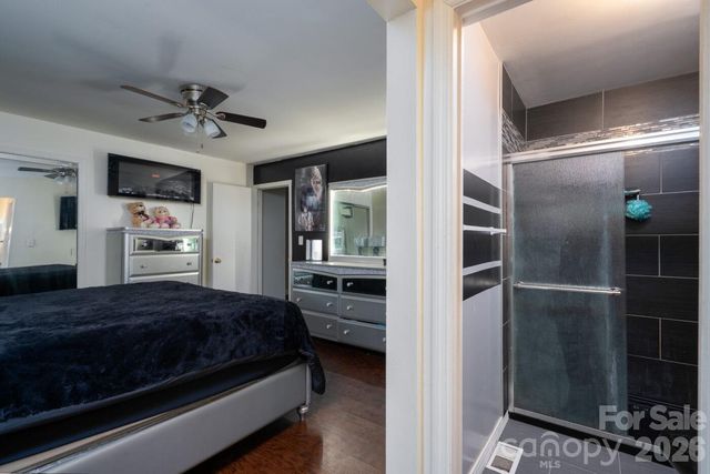 8042 Regent Park Lane, Charlotte, NC 28210