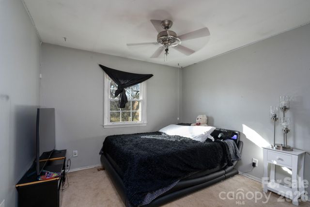 8042 Regent Park Lane, Charlotte, NC 28210